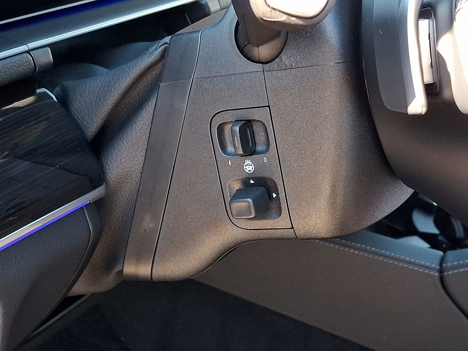 Certified 2025 Mercedes-Benz GLE 350 4MATIC image 26