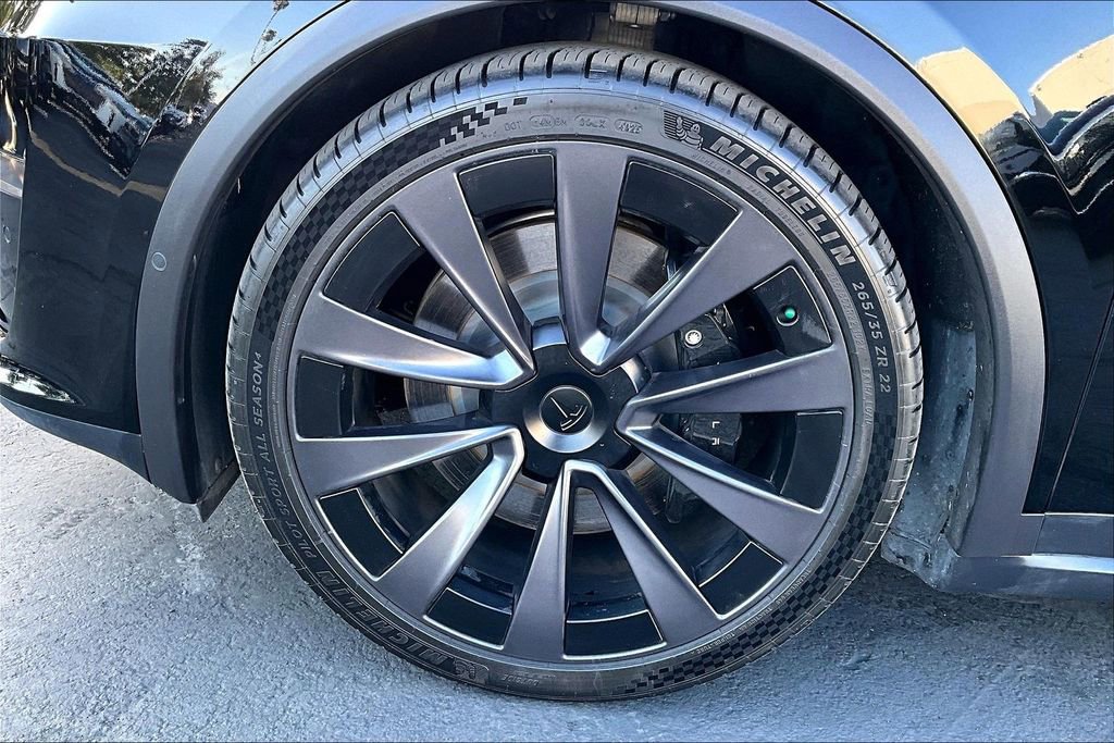 Used 2022 Tesla Model X Plaid image 12