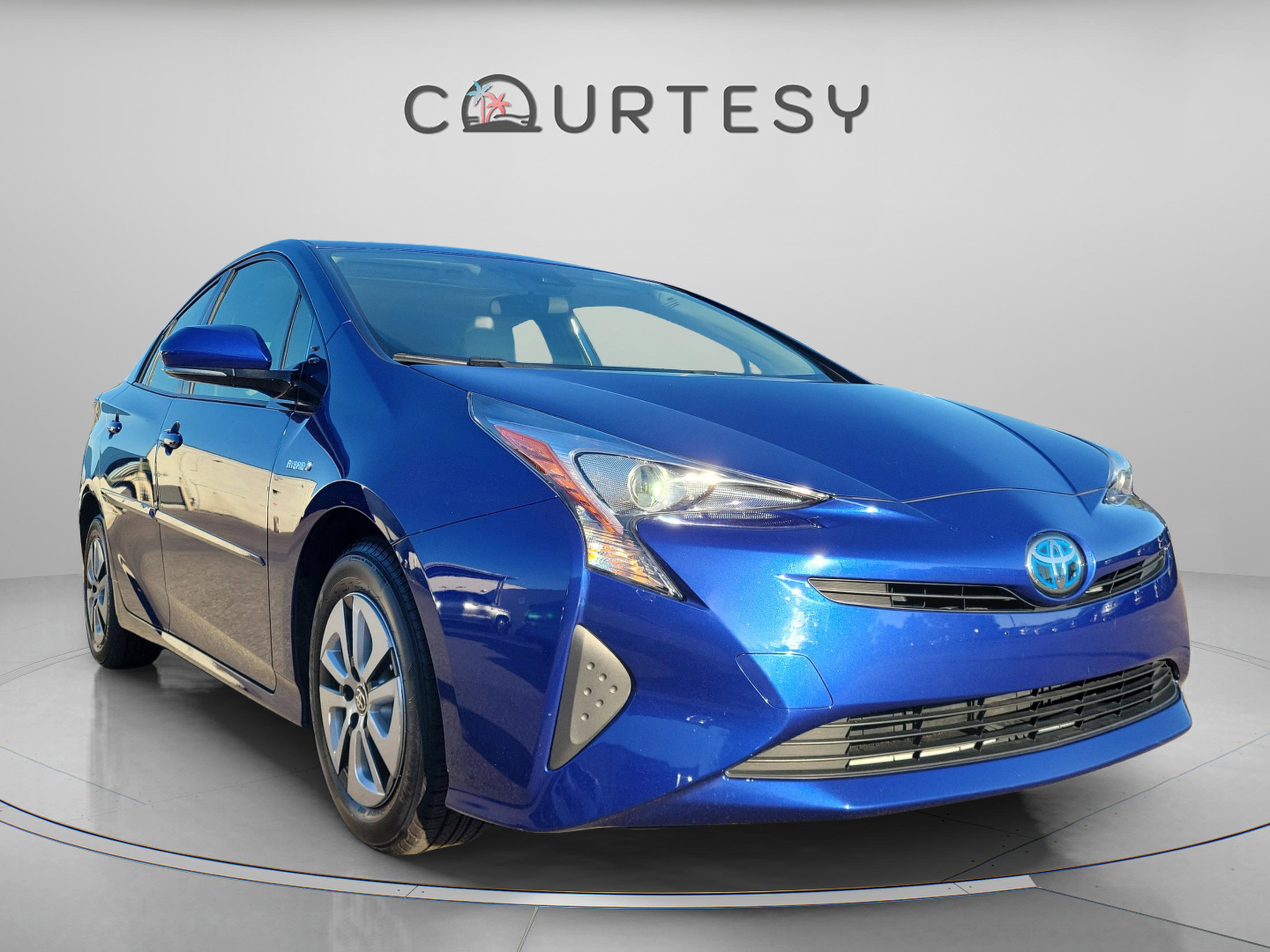 Used 2016 Toyota Prius Two image 5