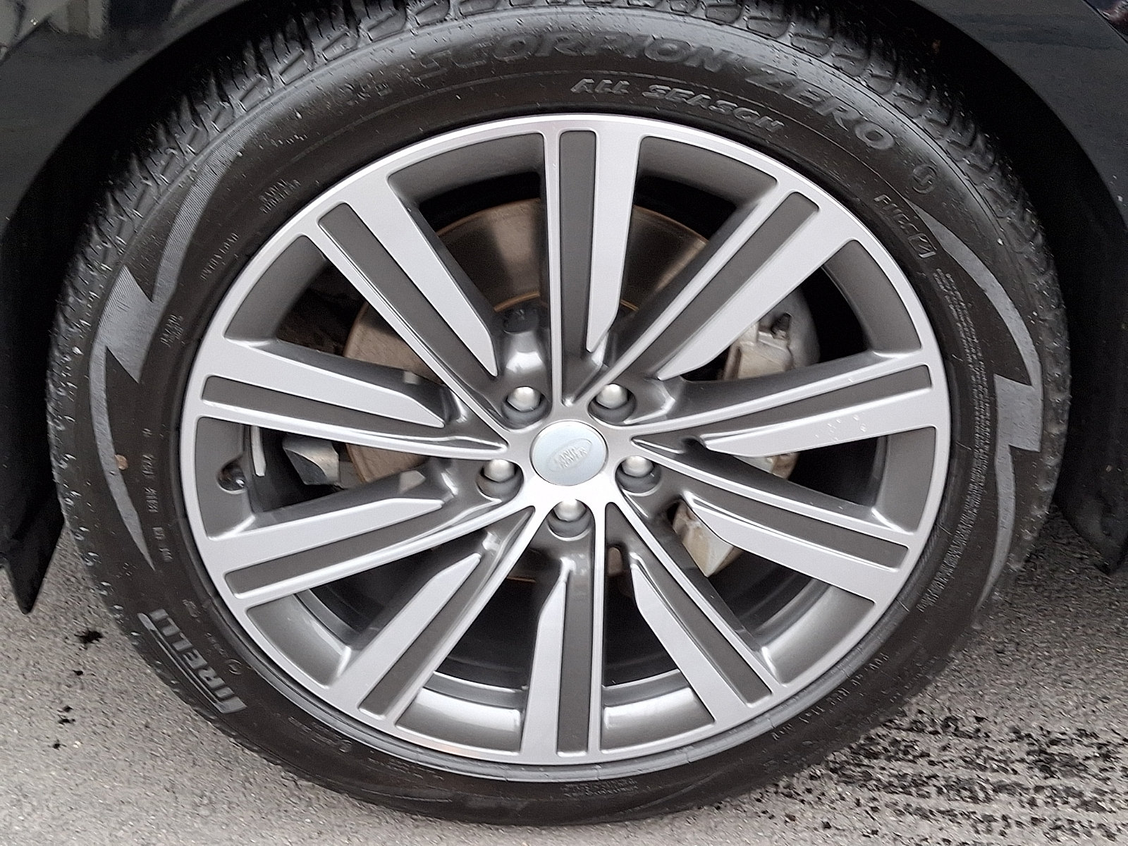 Used 2023 Land Rover Range Rover SE AWD/4WD image 9