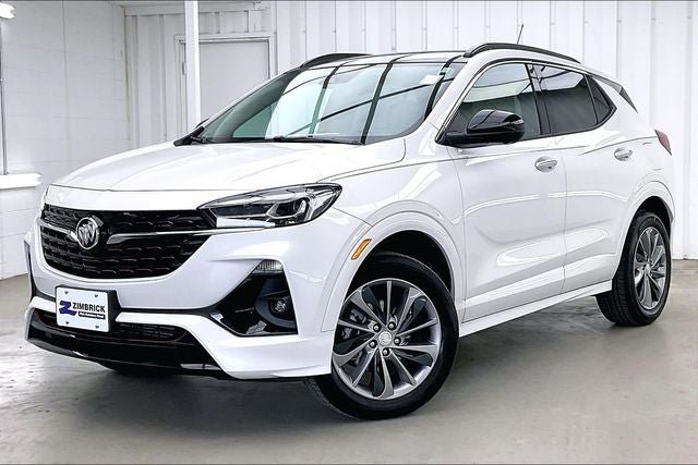 Used 2020 Buick Encore GX Essence w/ Advanced Technology Package AWD/4WD image 2