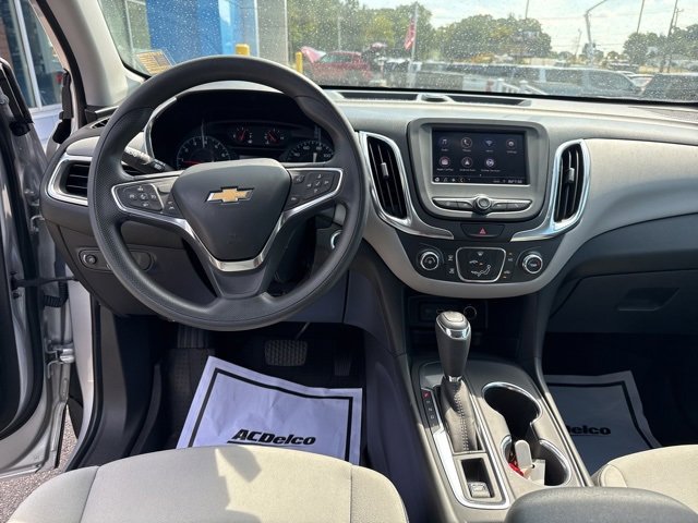 Used 2021 Chevrolet Equinox LS w/ LS Convenience Package image 21