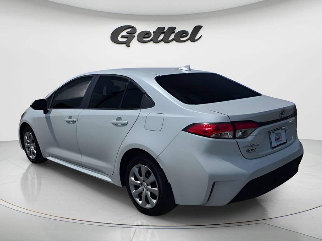 Used 2026 Toyota Corolla LE FWD image 7