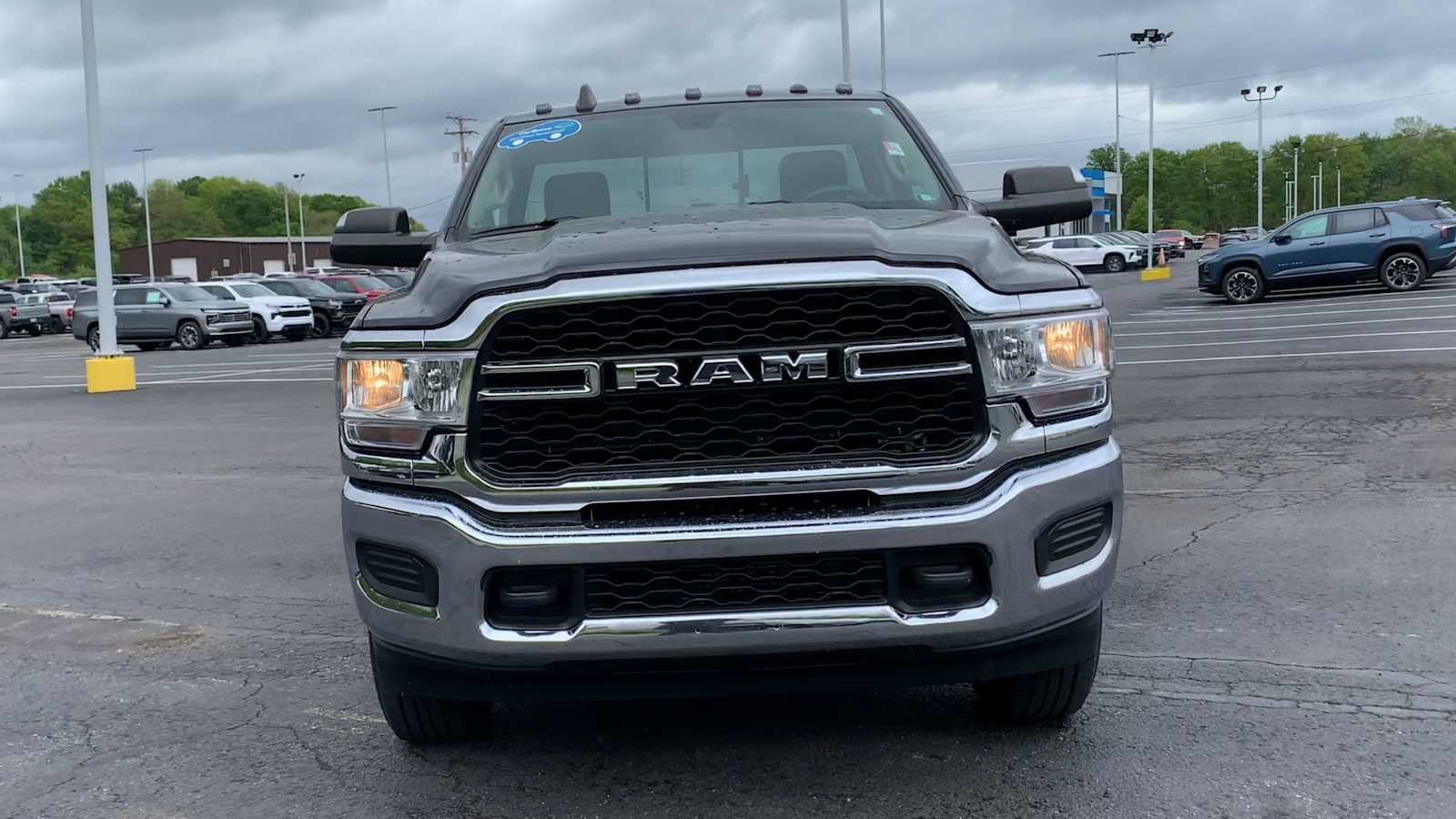 Used 2019 RAM 3500 Tradesman AWD/4WD image 3