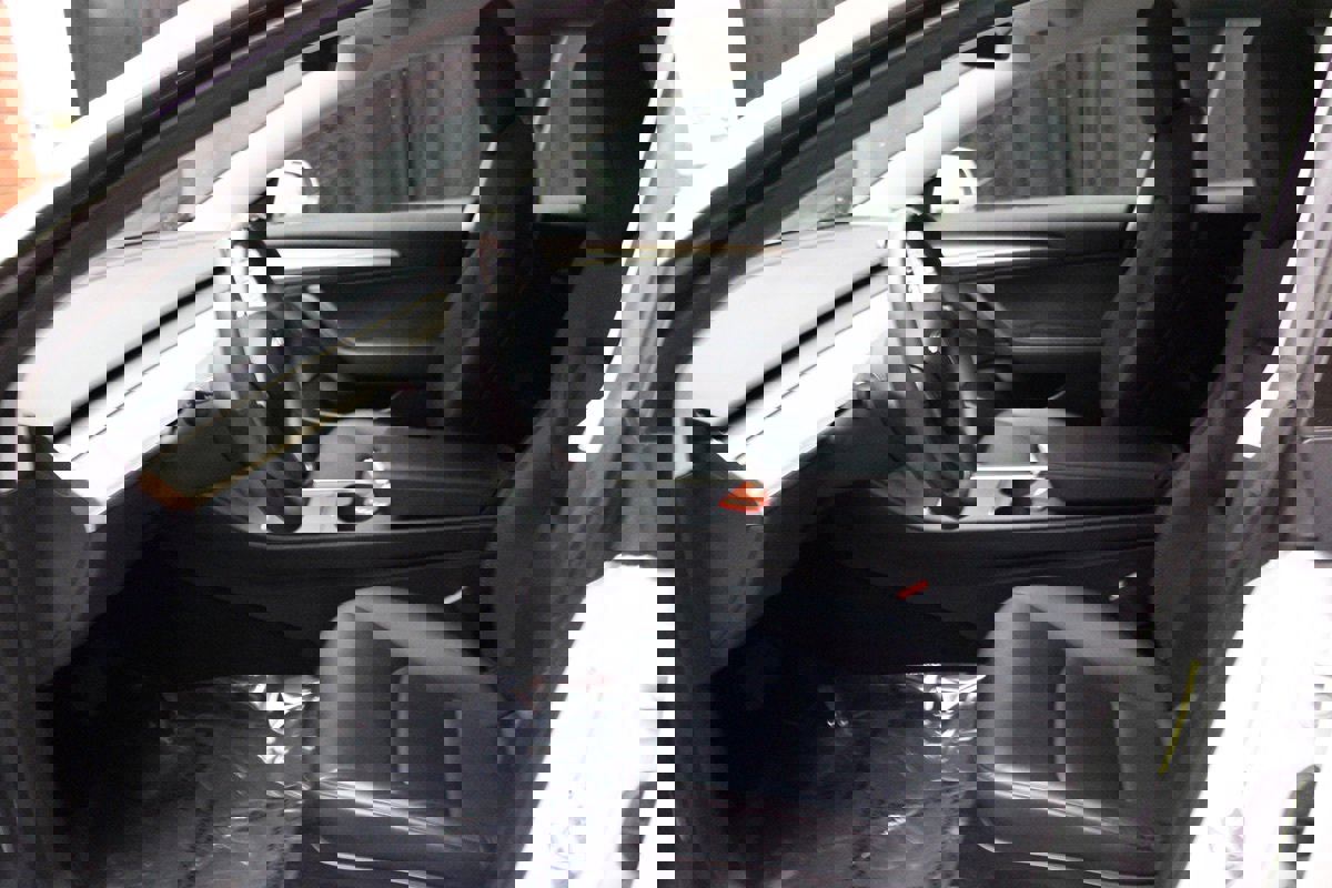 Used 2023 Tesla Model 3 Standard Range RWD image 30