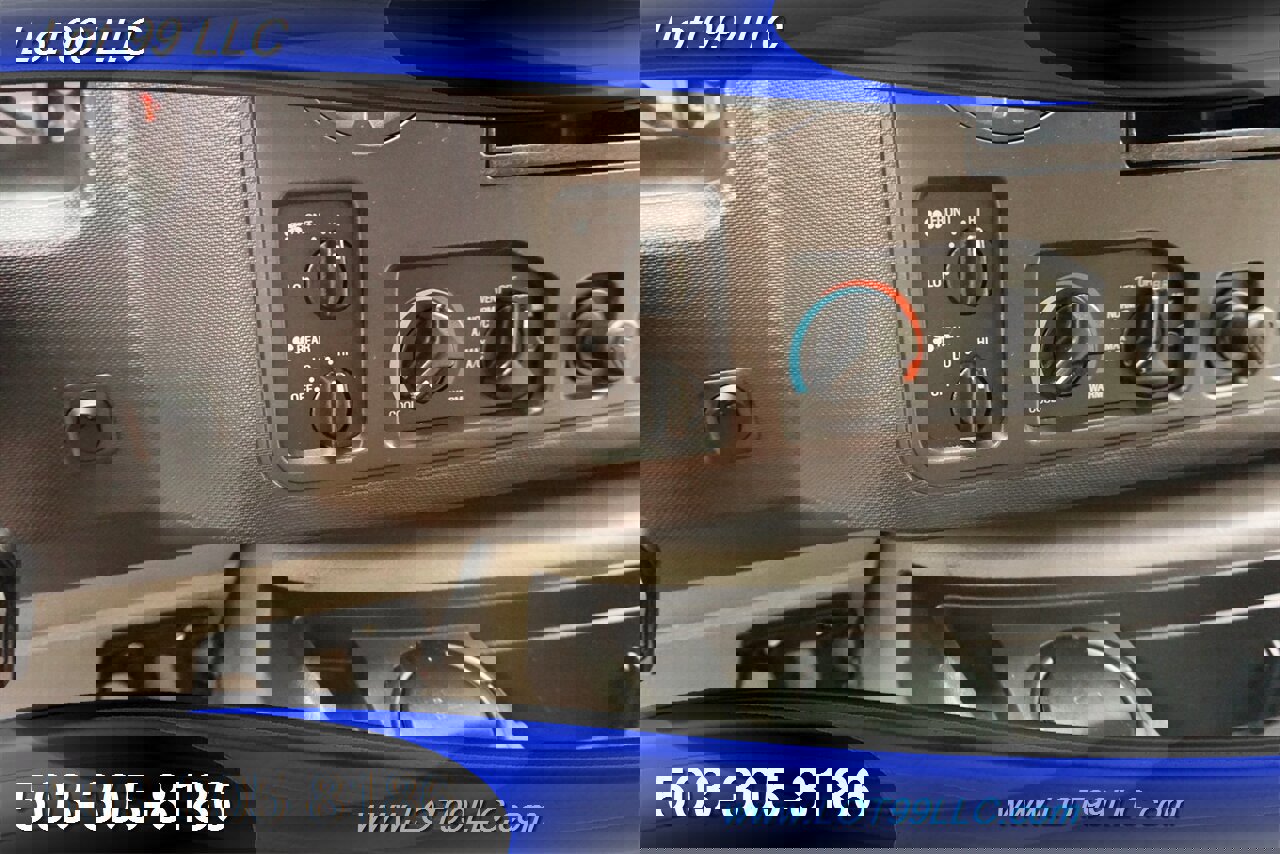 Used 2012 Ford E-350 and Econoline 350 XLT image 32