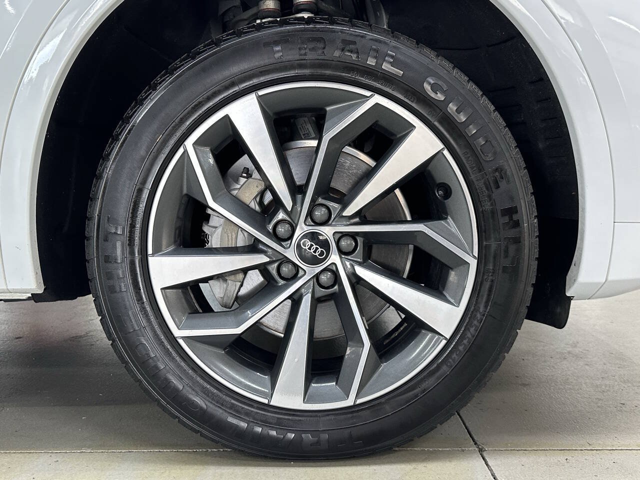 Used 2022 Audi Q5 2.0T Premium Plus AWD/4WD image 34