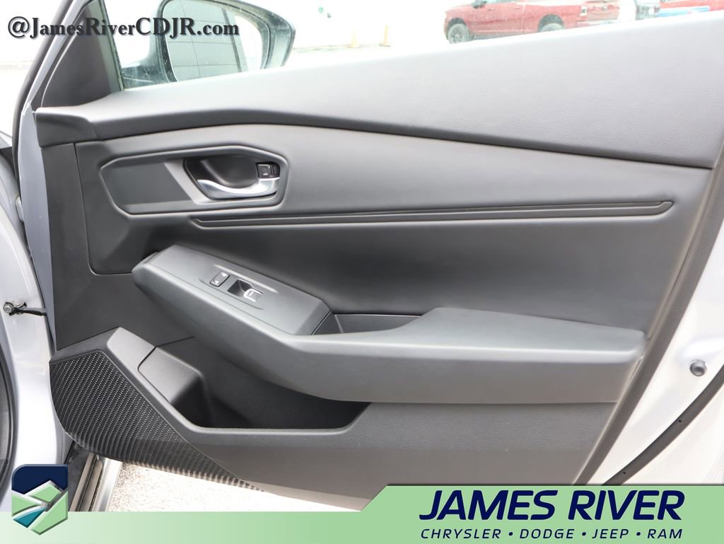 Used 2024 Honda Accord EX image 8