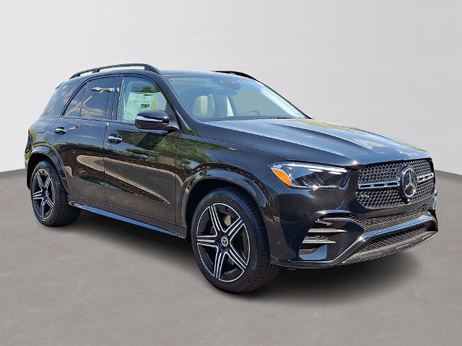 Used 2026 Mercedes-Benz GLE 350 4MATIC image 3