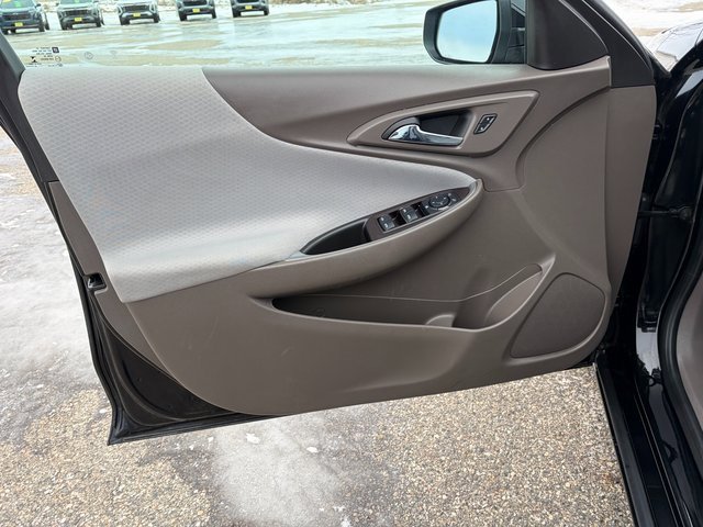 Used 2024 Chevrolet Malibu LT image 17