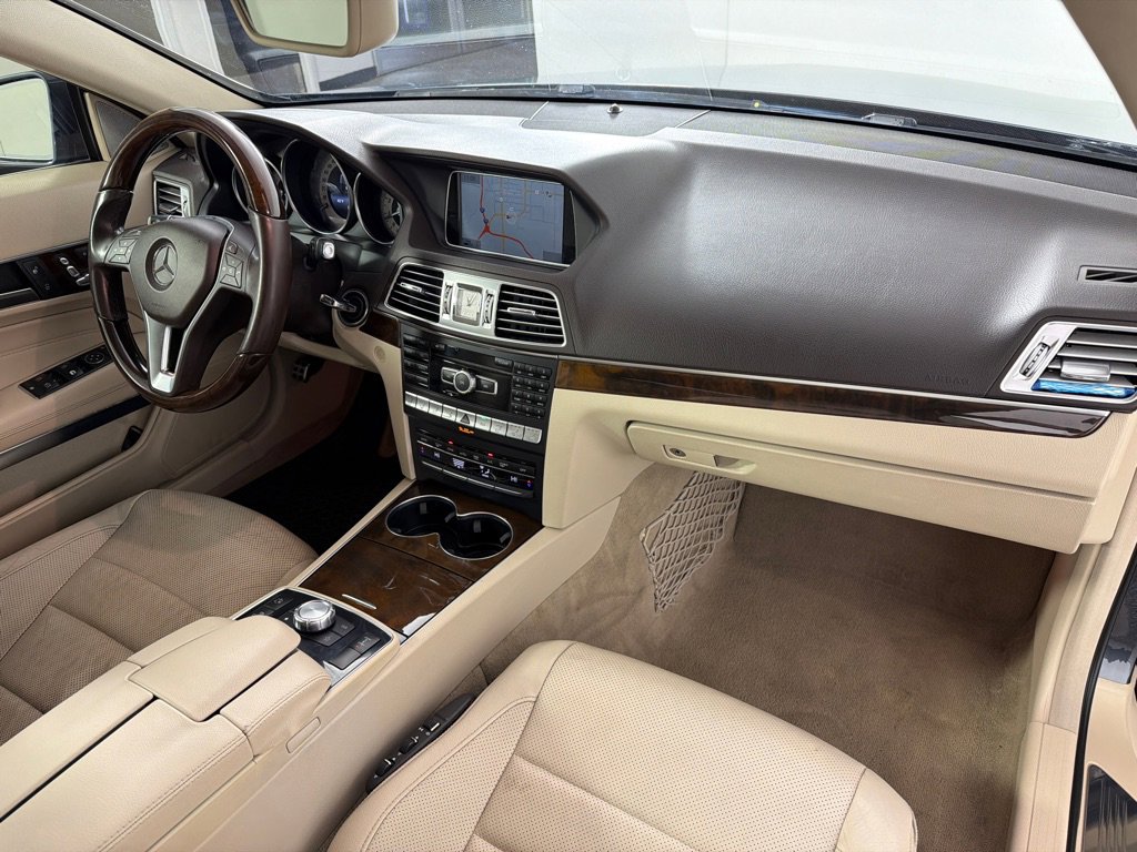Used 2014 Mercedes-Benz E 550 Cabriolet image 31