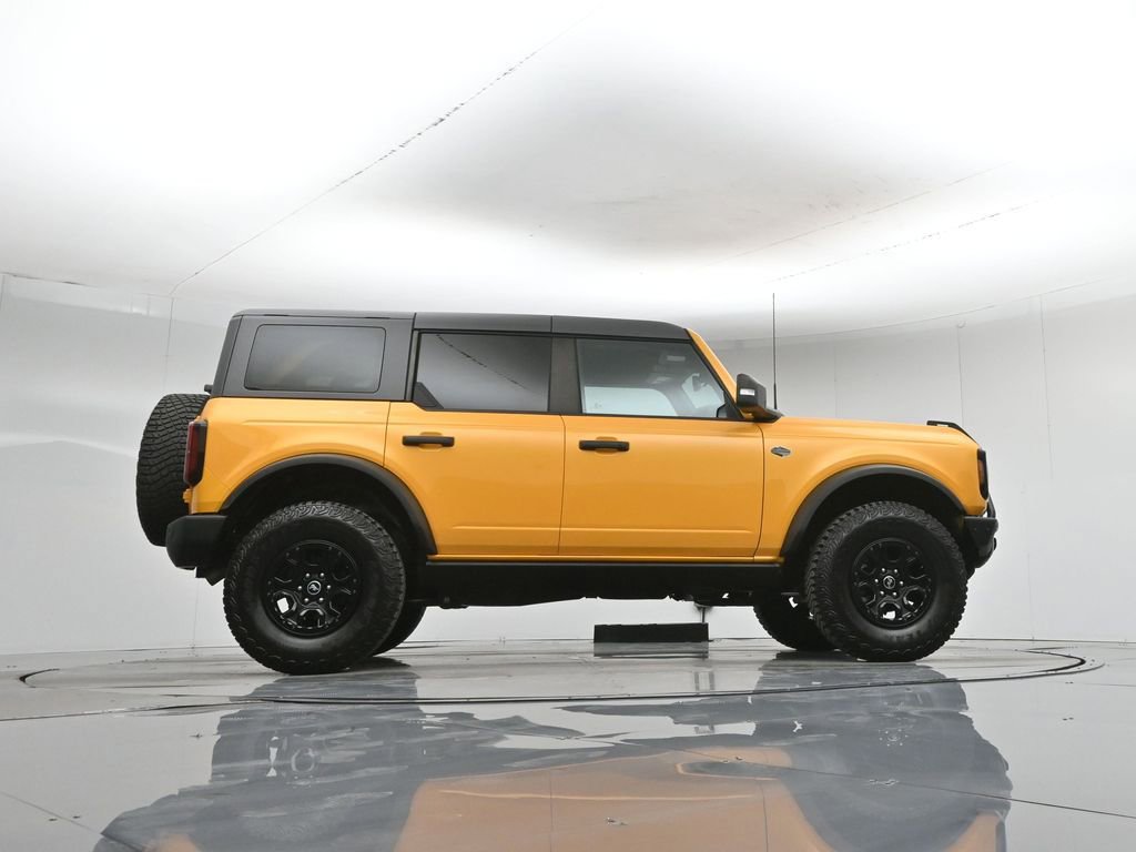 Used 2022 Ford Bronco Wildtrak image 8