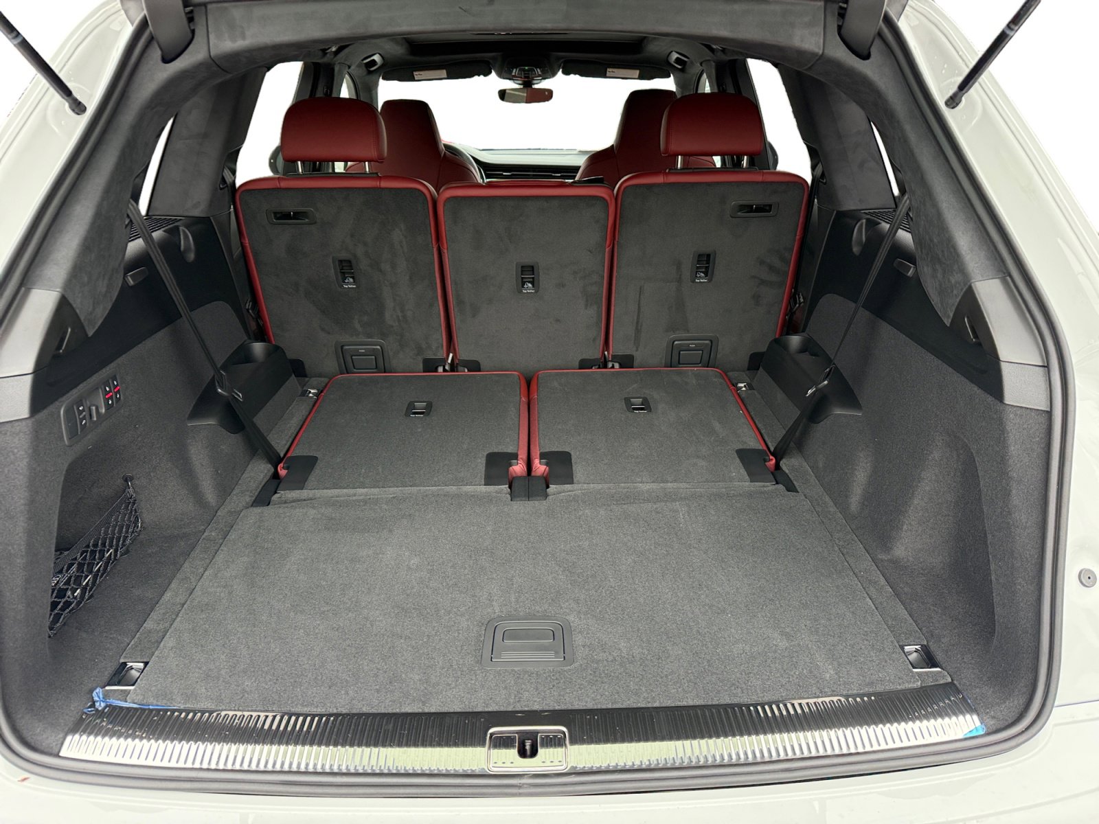 New 2026 Audi SQ7 Prestige image 17