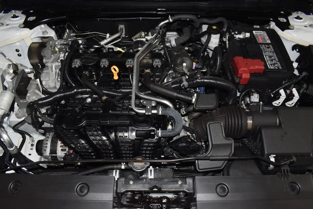 Used 2025 Nissan Altima 2.5 SV FWD image 28