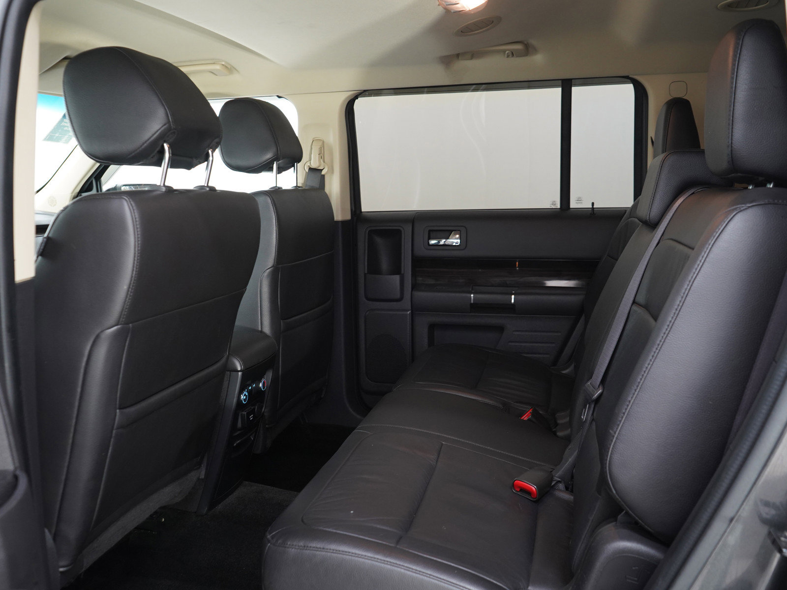 Used 2017 Ford Flex SEL w/ Equipment Group 202A AWD/4WD image 15
