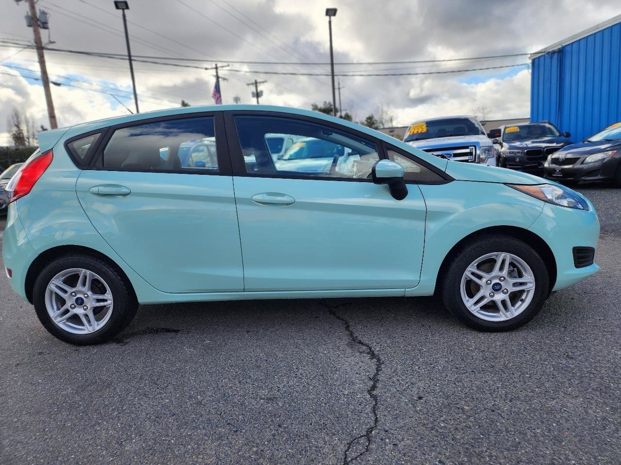 Used 2018 Ford Fiesta SE image 4