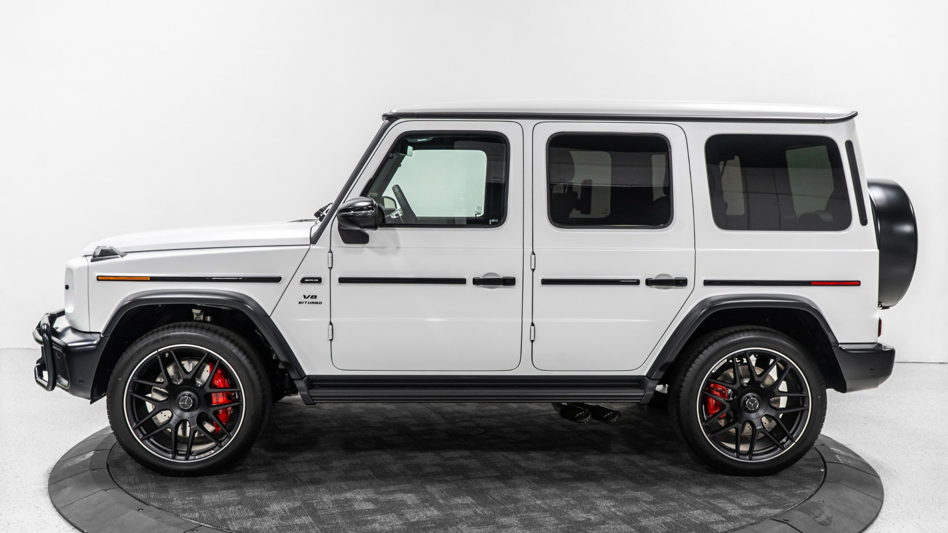 Used 2025 Mercedes-Benz G 63 AMG 4MATIC image 3