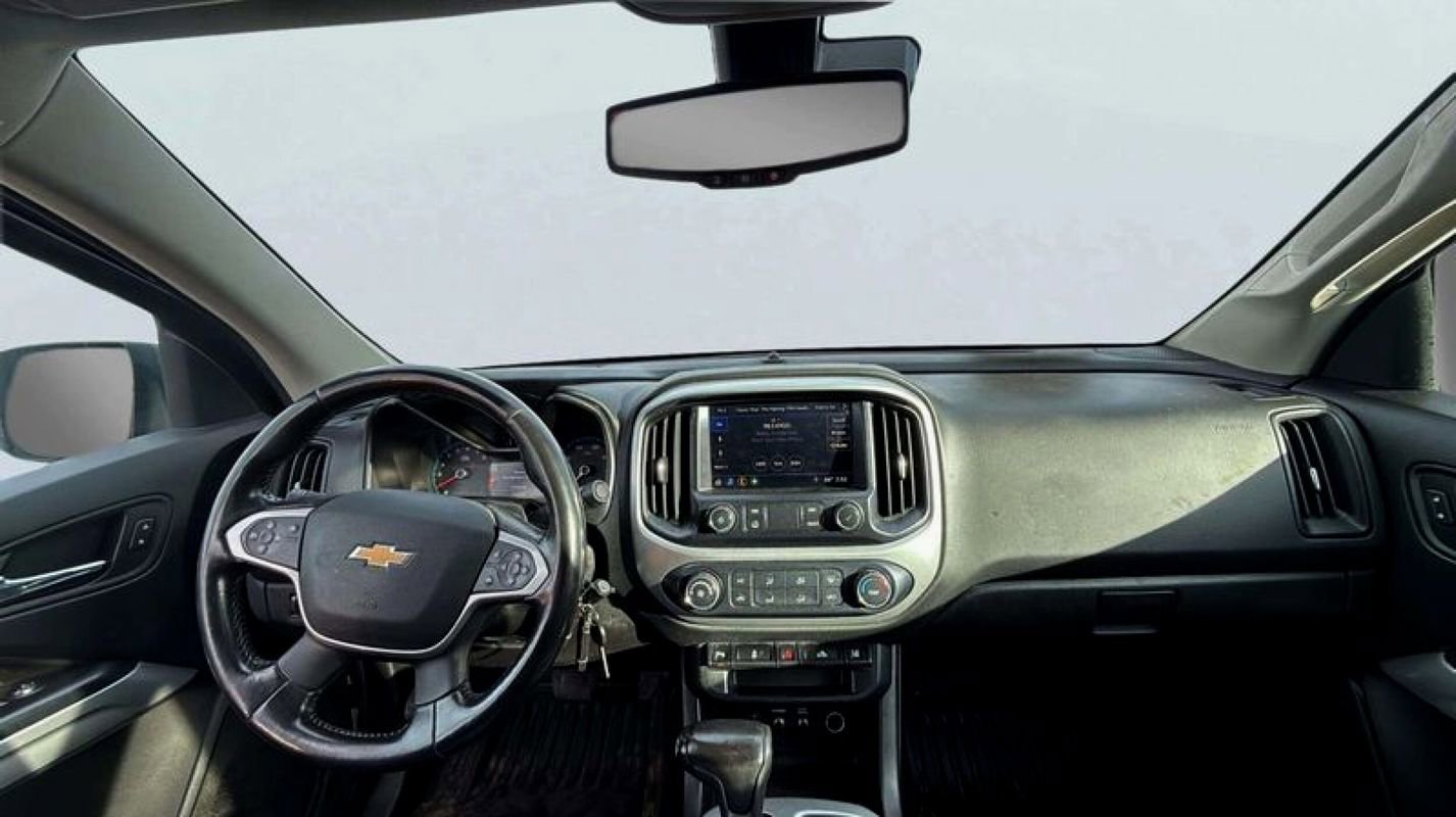 Used 2020 Chevrolet Colorado LT w/ Safety Package image 9