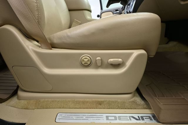 Used 2008 GMC Yukon XL Denali AWD/4WD image 50