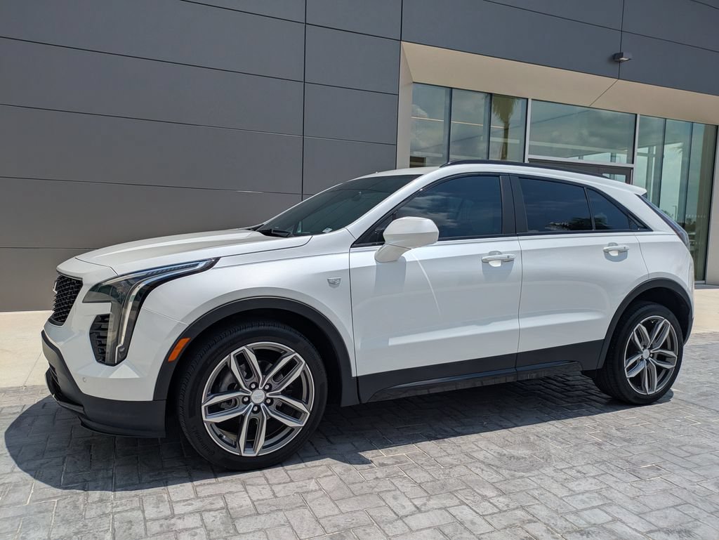 Used 2020 Cadillac XT4 Sport FWD image 2