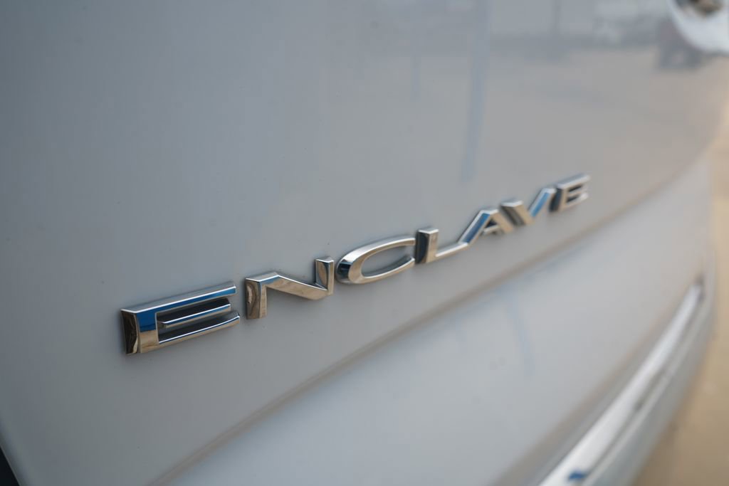 Used 2024 Buick Enclave Premium FWD image 6