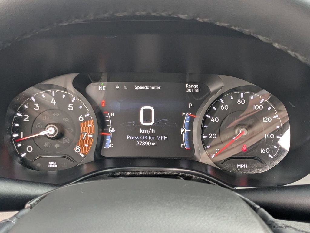 Used 2025 Jeep Compass Limited image 16