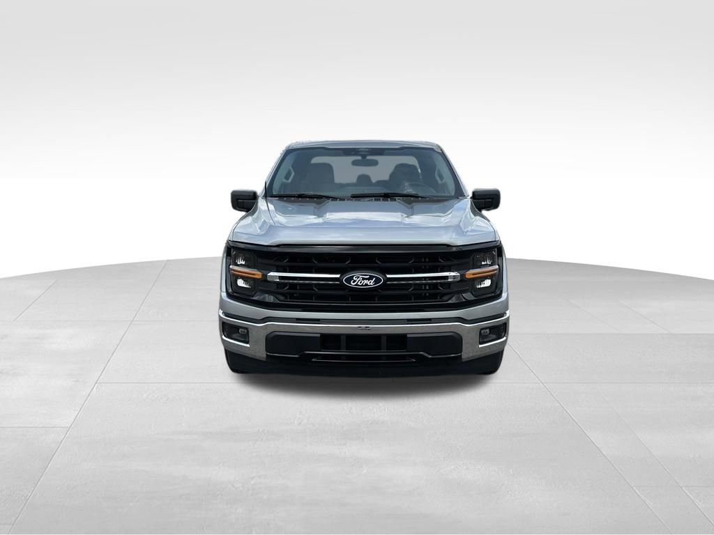 Used 2025 Ford F150 XLT w/ Equipment Group 301A Standard RWD image 8
