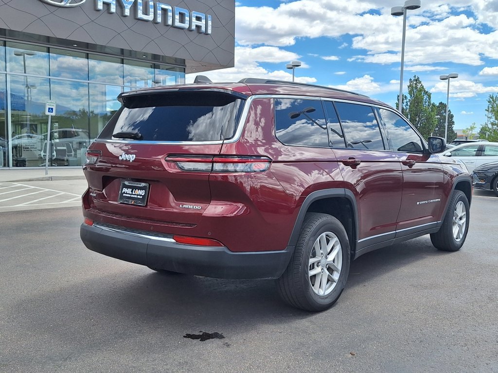 Used 2024 Jeep Grand Cherokee L Laredo AWD/4WD image 3