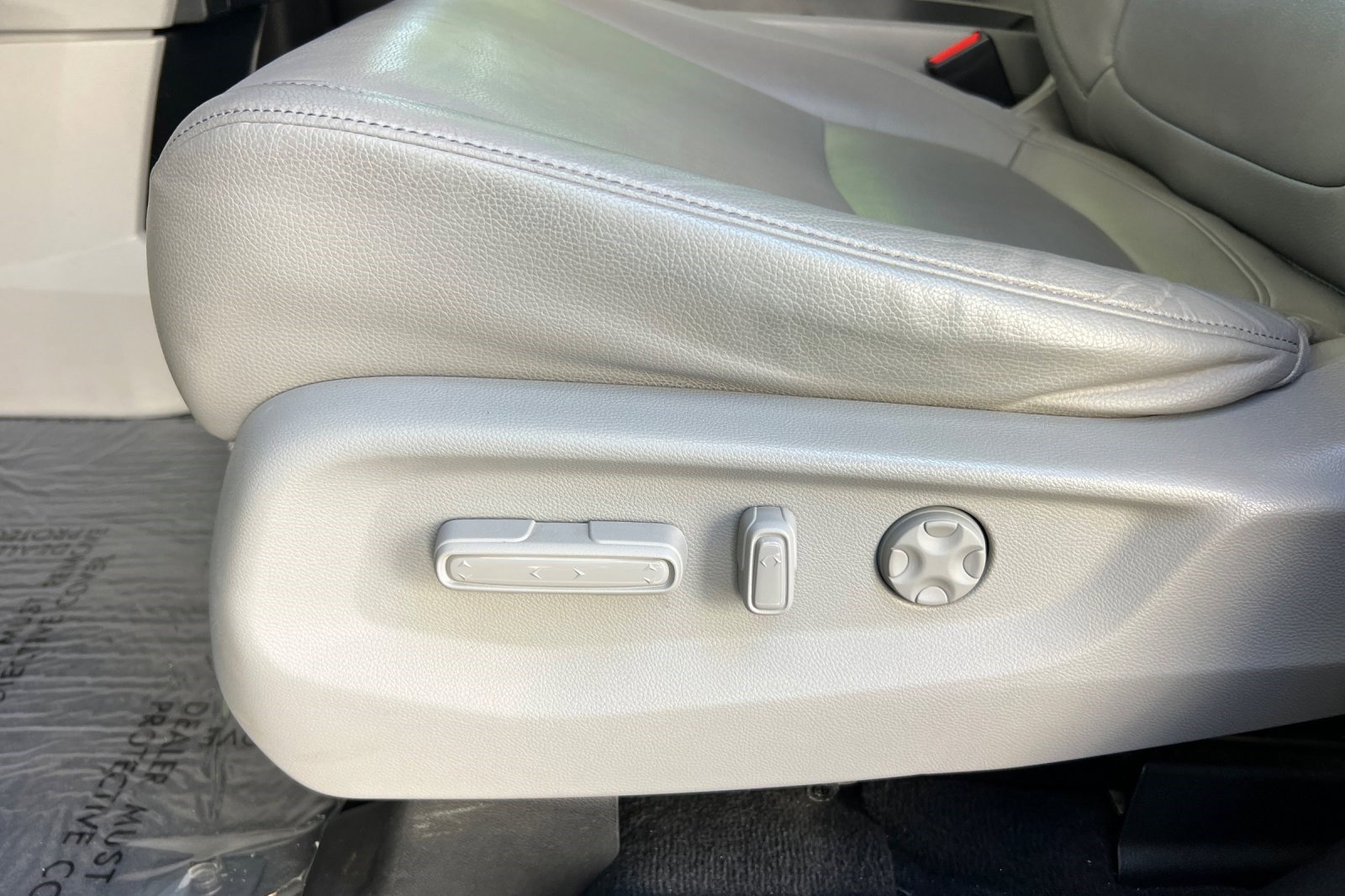 Used 2023 Honda Odyssey EX-L image 14