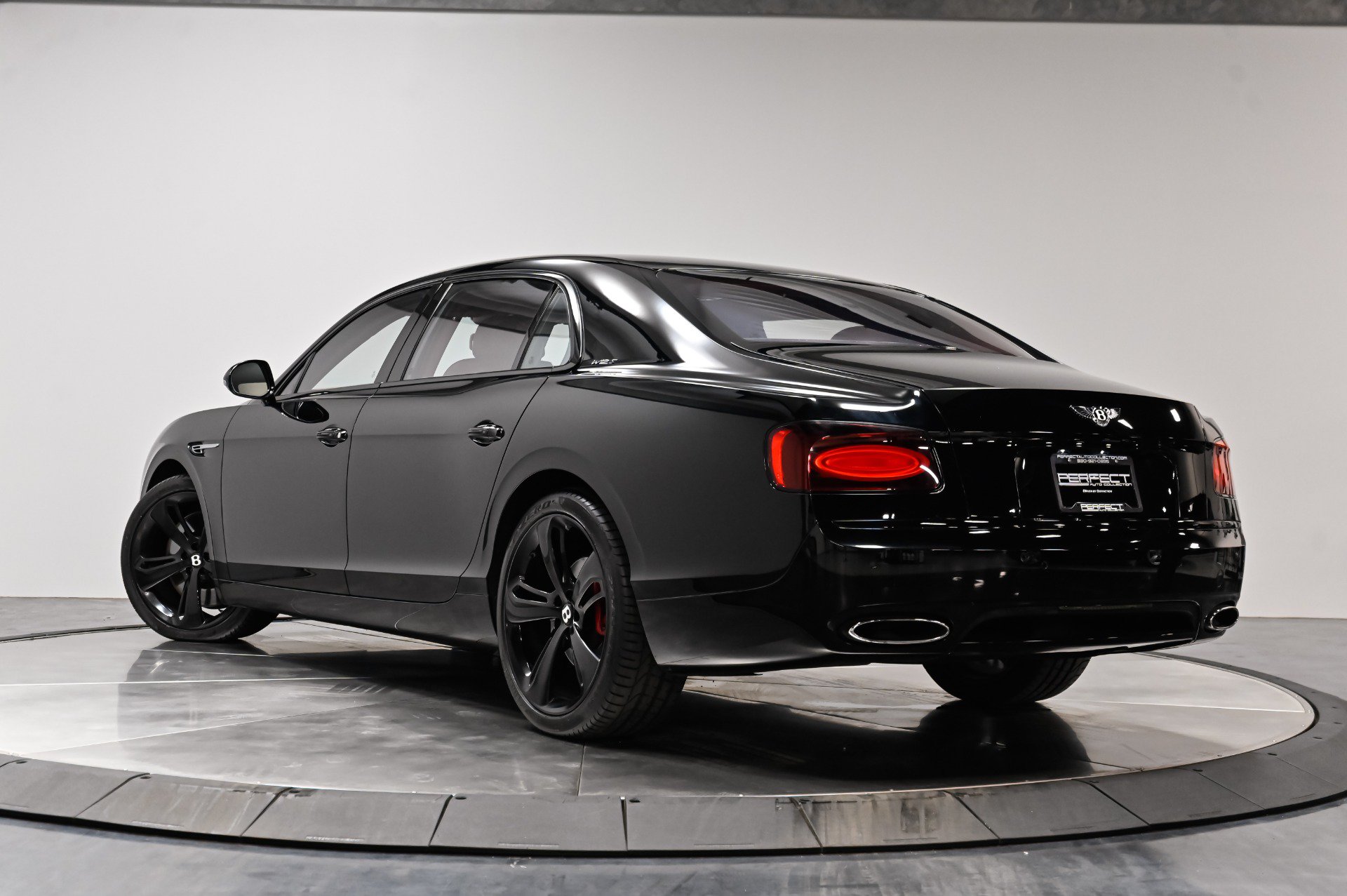 Used 2017 Bentley Flying Spur S W12 AWD/4WD image 51