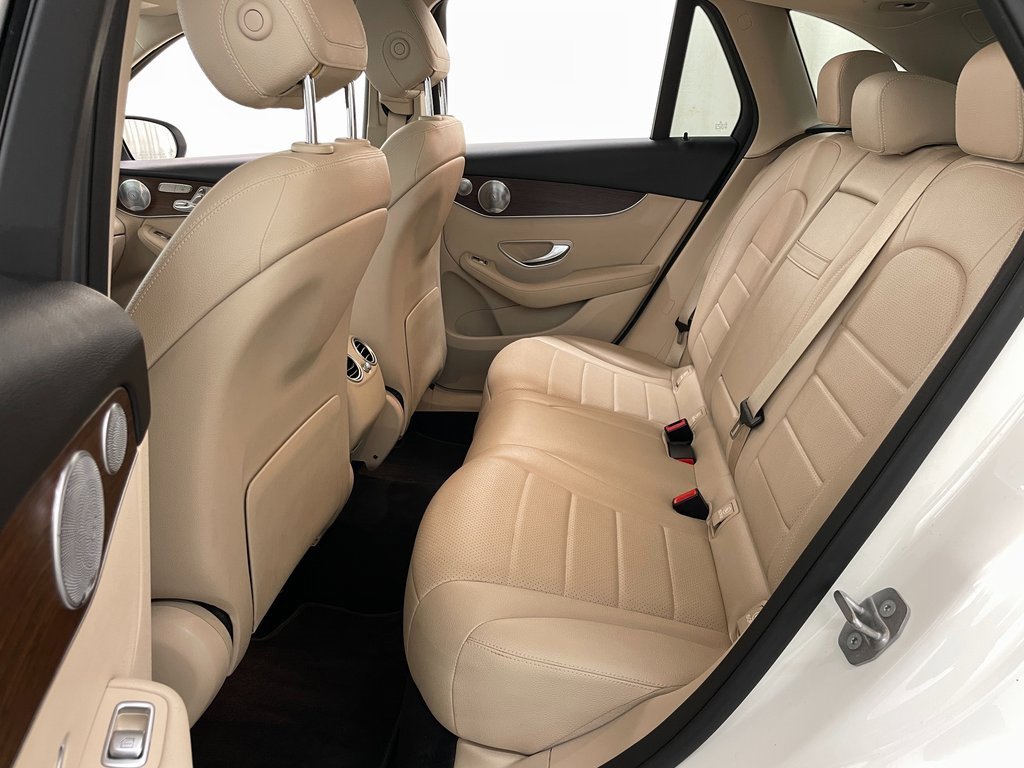 Used 2021 Mercedes-Benz GLC 300 GLC 300 image 13