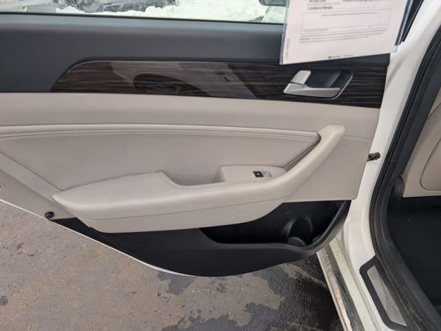 Used 2017 Hyundai Sonata Limited image 10