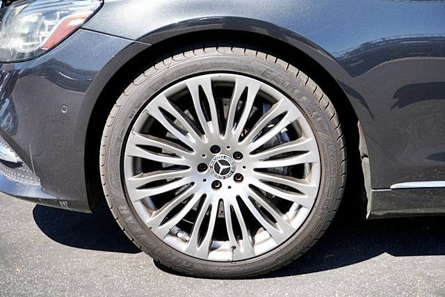 Used 2018 Mercedes-Benz S 560 Sedan image 14