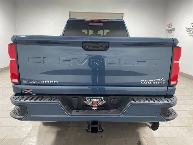New 2026 Chevrolet Silverado 3500 High Country w/ Technology Package image 5