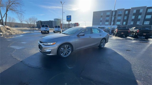 Used 2024 Chevrolet Malibu LT image 4