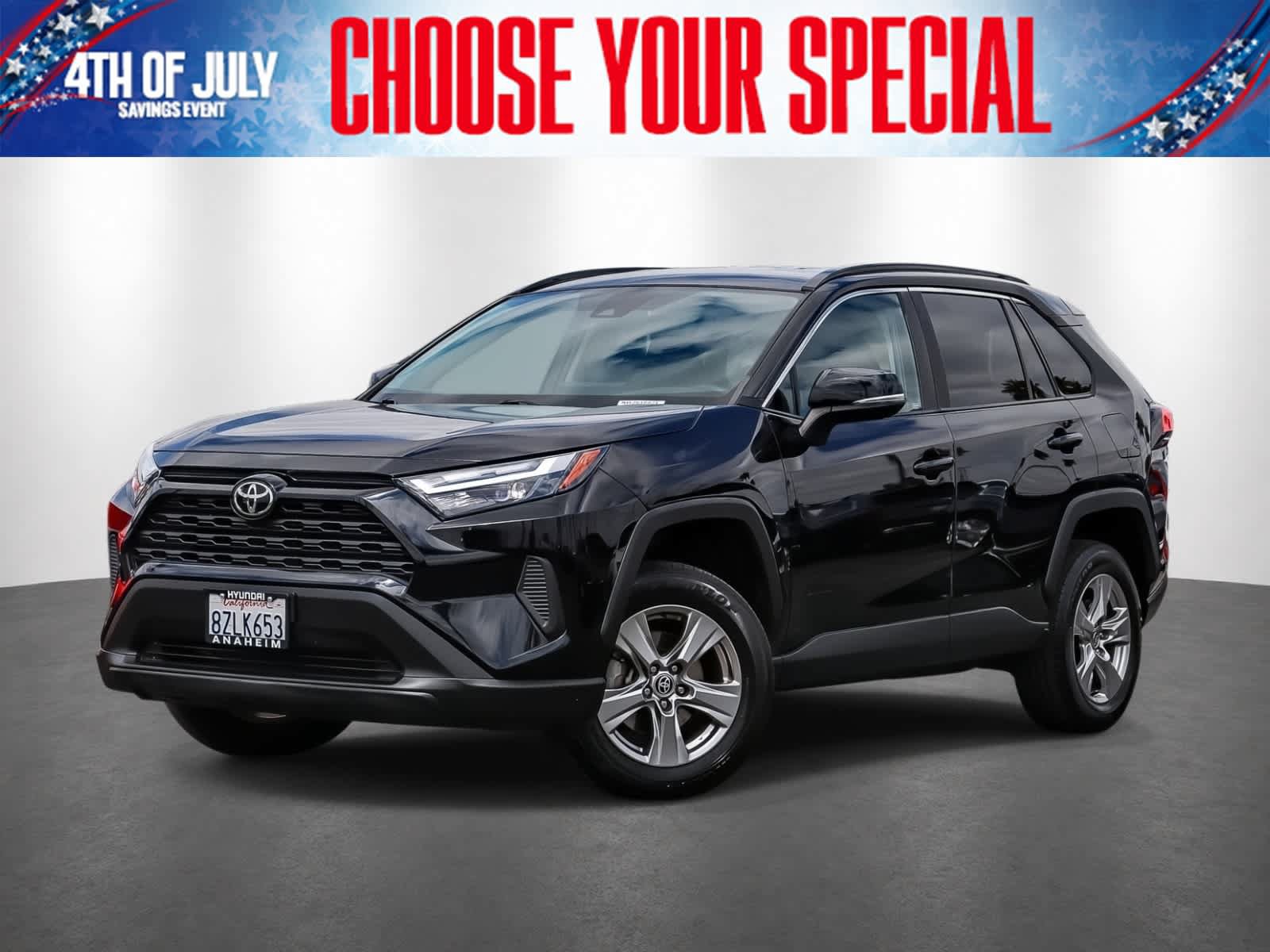 Used 2022 Toyota RAV4 XLE w/ Carpet Mat Package (TMS)