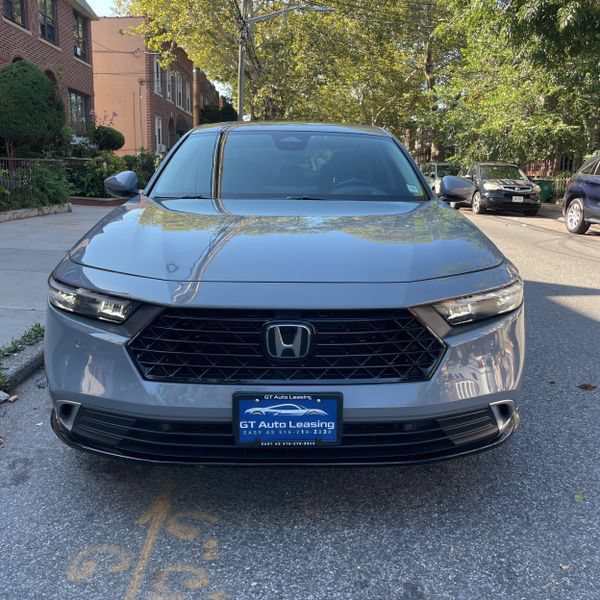 Used 2023 Honda Accord Touring image 5