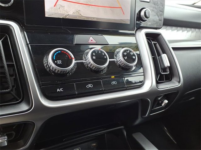 Used 2023 Kia Sorento LX image 20