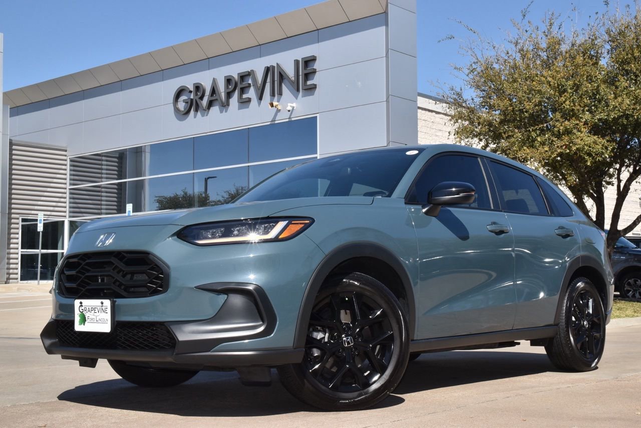 Used 2024 Honda HR-V Sport image 2