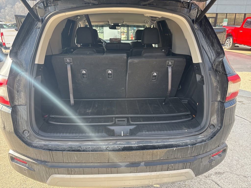 Used 2025 Honda Pilot EX-L image 16