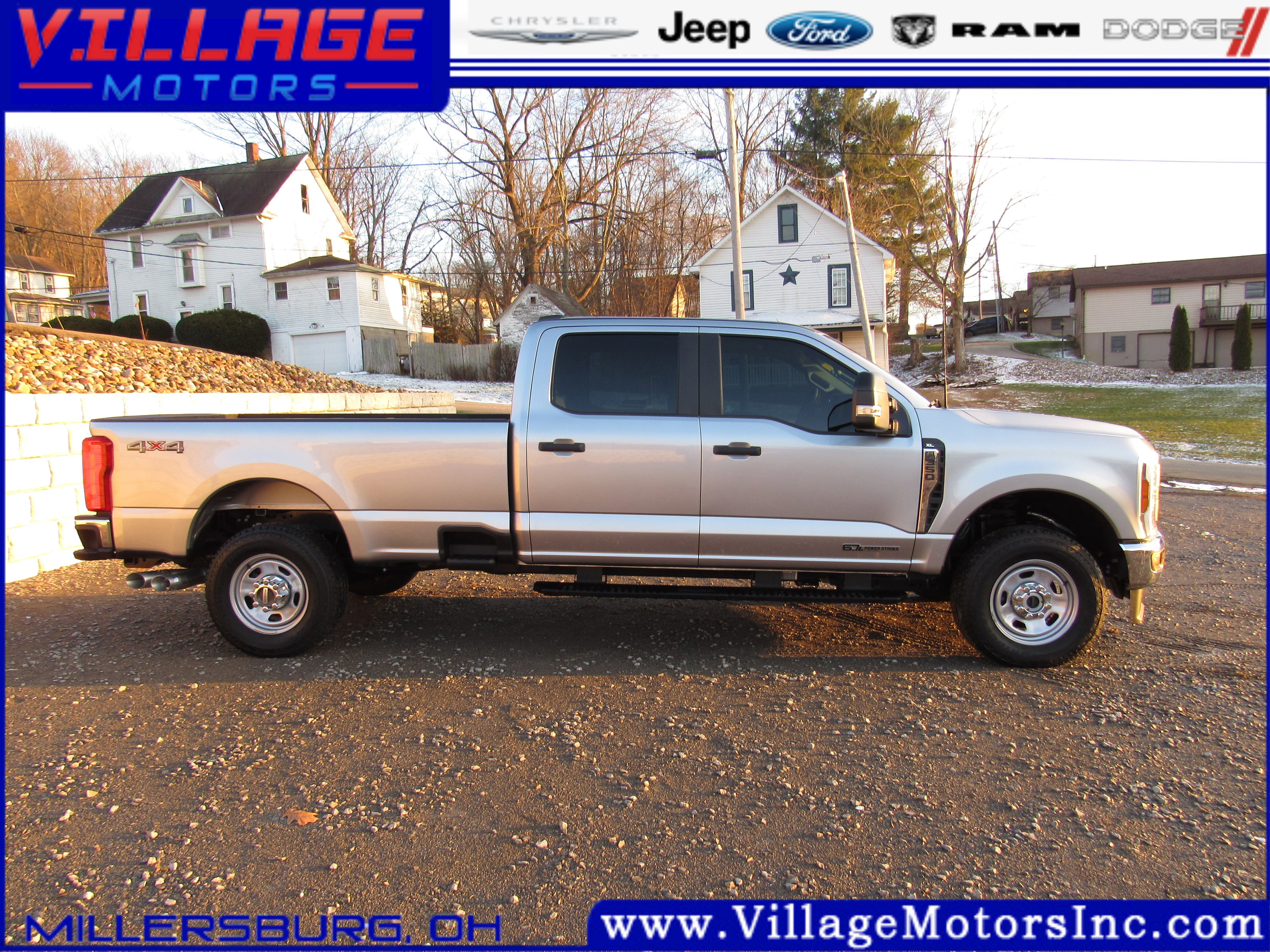 Used 2024 Ford F350 XL w/ Snow Plow Prep Package image 4