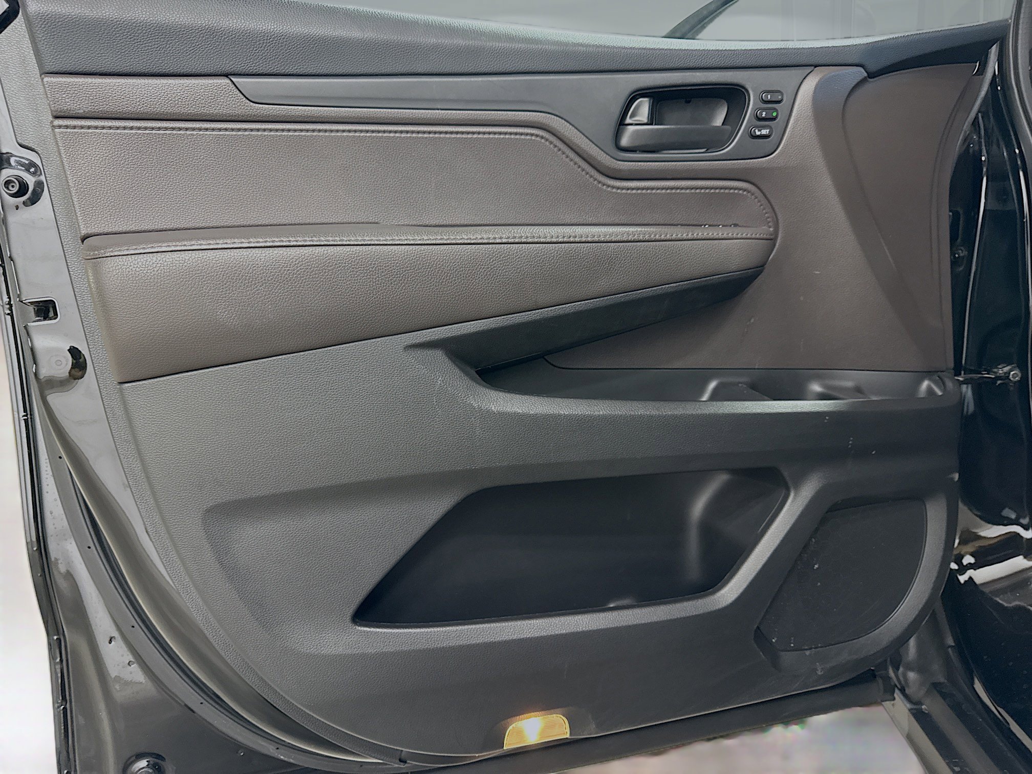 Used 2018 Honda Odyssey EX-L image 19