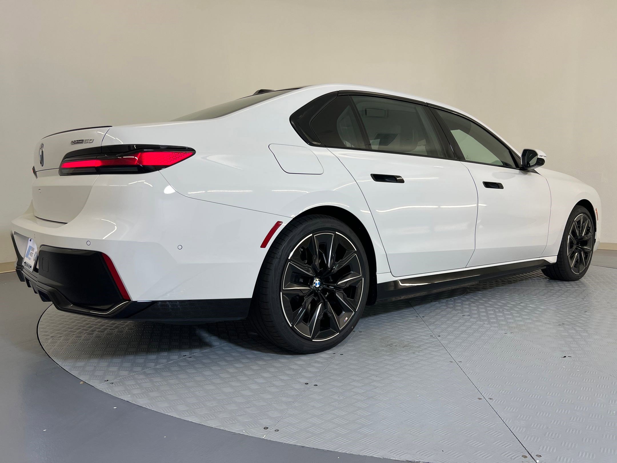 New 2026 BMW i7 eDrive50 w/ M Sport Package image 9