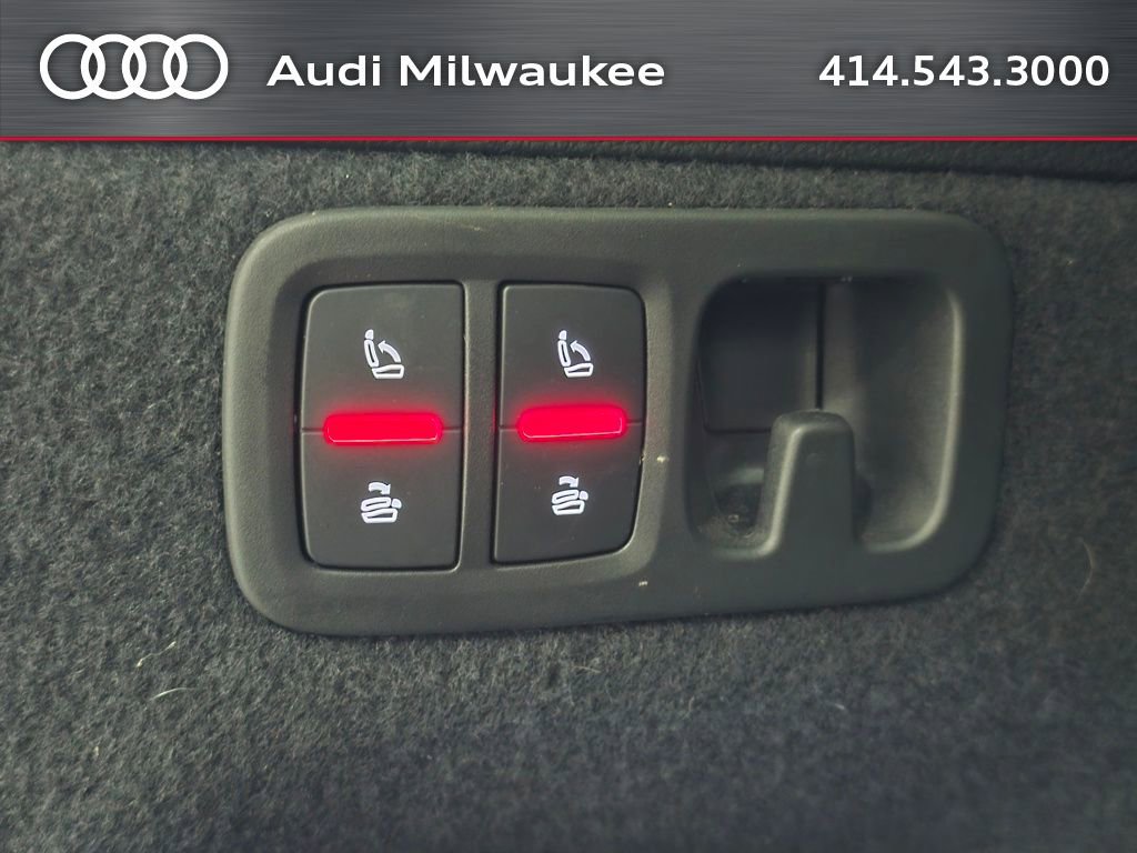 Used 2023 Audi Q7 3.0T Premium Plus w/ Premium Plus Package image 11