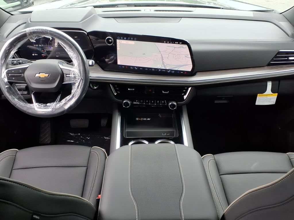 New 2026 Chevrolet Suburban Premier AWD/4WD image 19