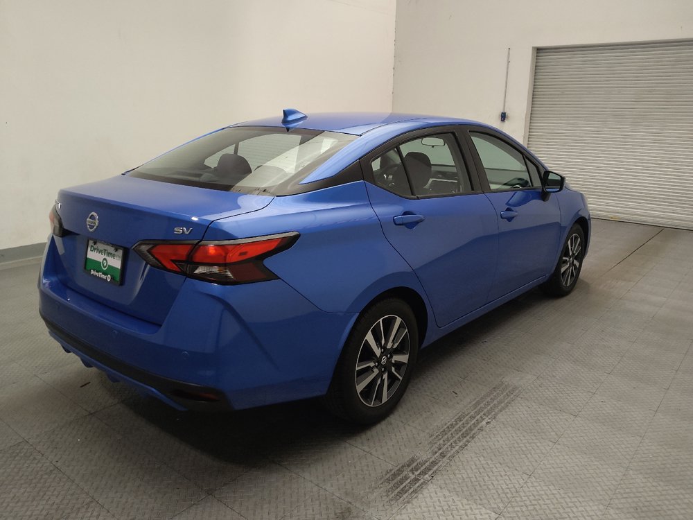 Used 2021 Nissan Versa SV FWD image 9