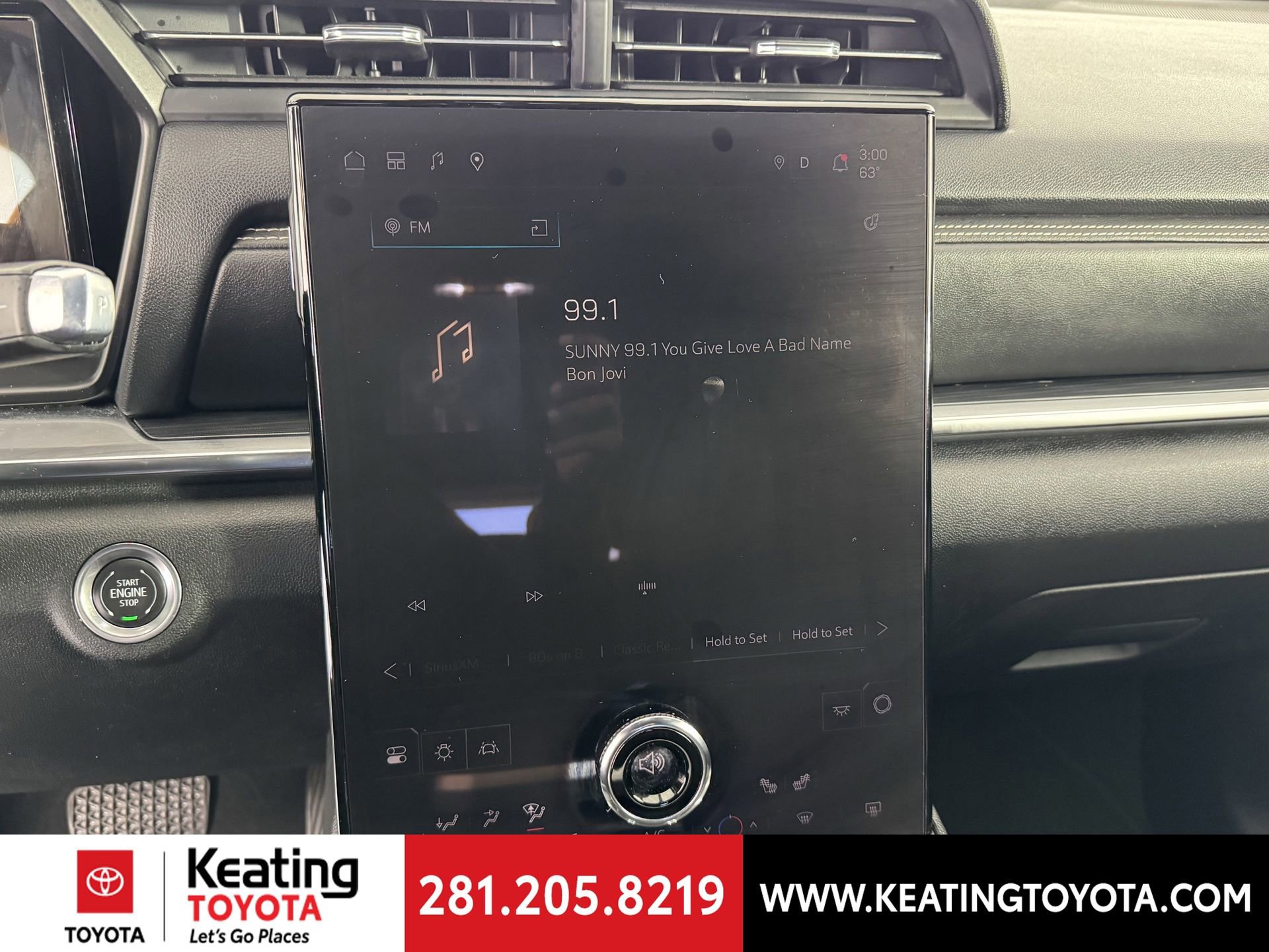 Used 2025 GMC Terrain Elevation FWD image 23