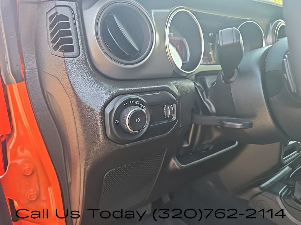 Used 2023 Jeep Wrangler Unlimited Sport AWD/4WD image 11