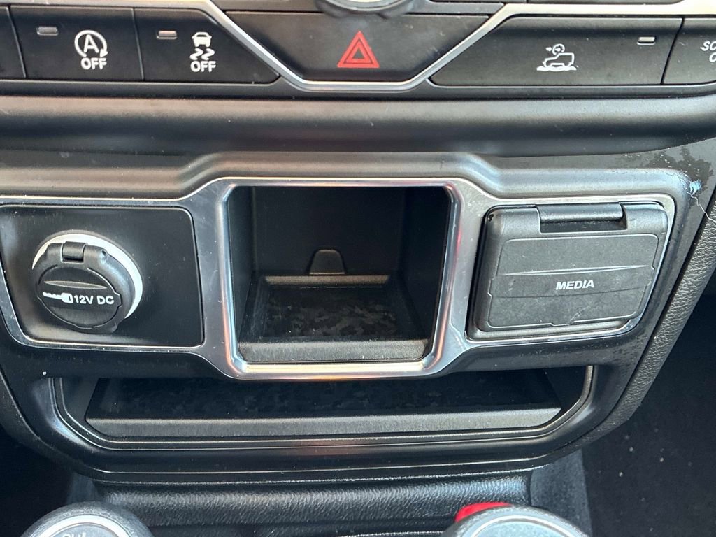 Used 2022 Jeep Wrangler Unlimited Sport image 28