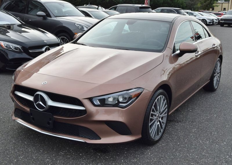 Used 2023 Mercedes-Benz CLA 250 4MATIC w/ Premium Package image 6